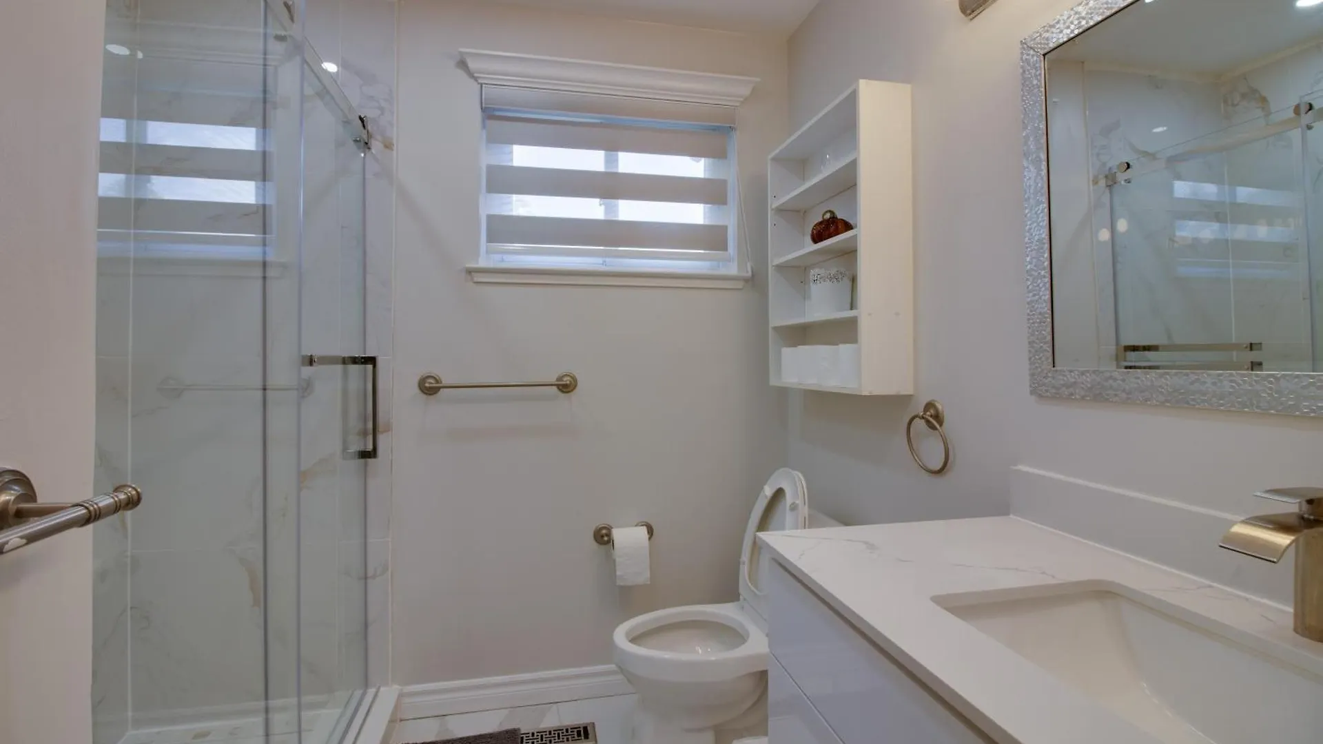Beautiful House In Scarborough Apartment Toronto 0*,